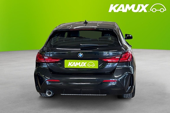 BMW 118i 5 of 5
