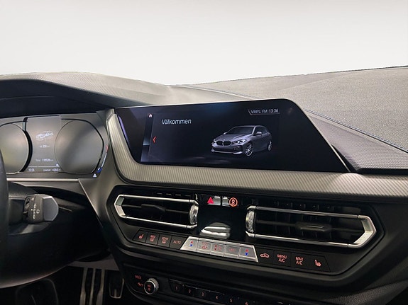 BMW 118i 18 of 20