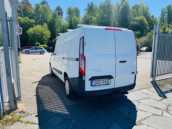 Ford Transit Custom 4 of 15