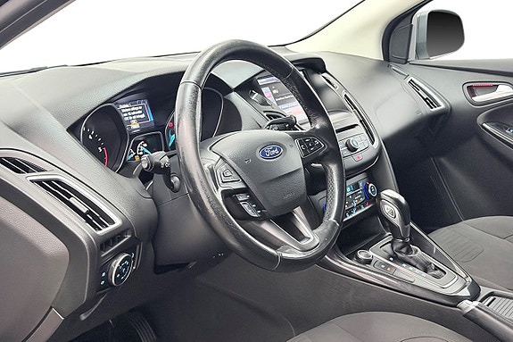 Ford Focus 12 of 26