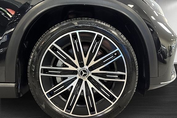 Mercedes-Benz EQE350 SUV 7 of 20