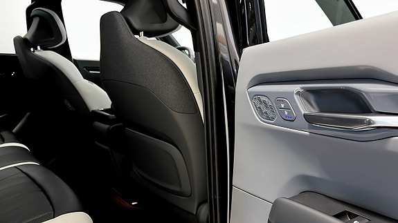 Kia EV9 22 of 23