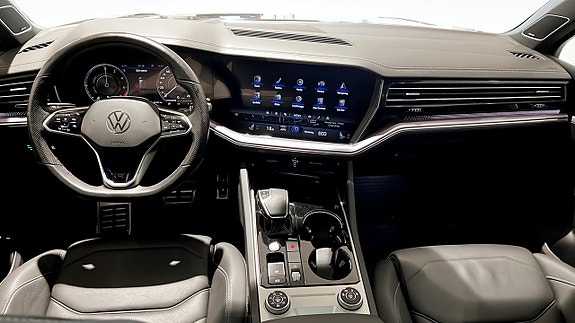 Volkswagen Touareg 11 of 25