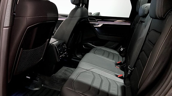Volkswagen Touareg 12 of 25