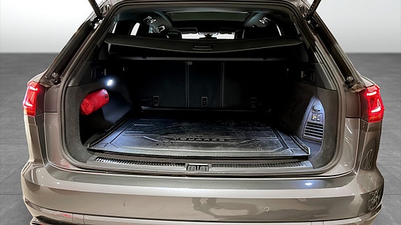 Volkswagen Touareg 13 of 25