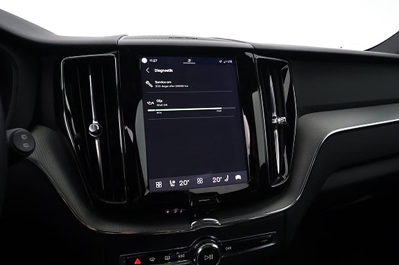 Volvo XC60 16 of 20