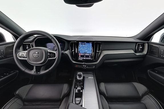 Volvo XC60 7 of 20