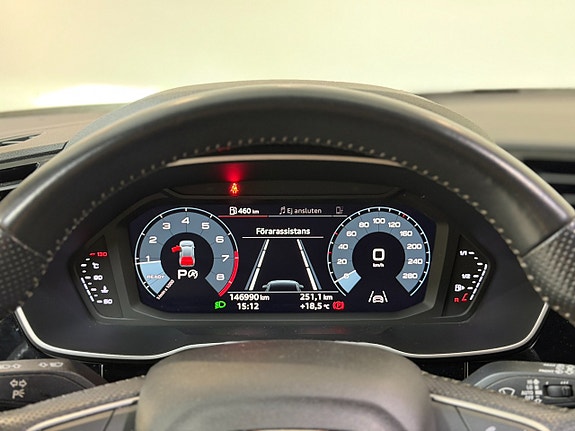Audi Q3 17 of 20