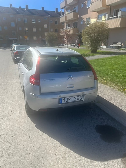 Citroen C4 2 of 5