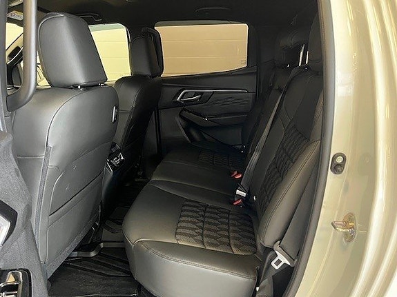 Isuzu D-max 5 of 5
