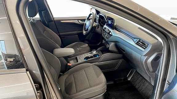 Ford Kuga 3 of 5