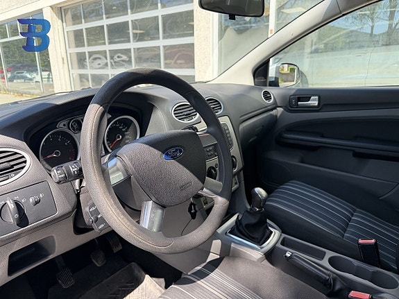 Ford Focus 6 of 15