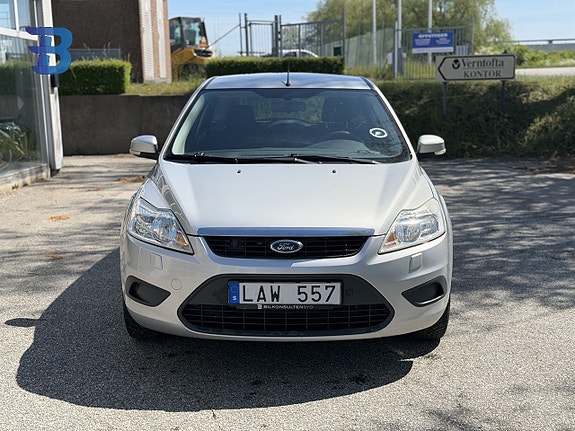 Ford Focus 2 of 5