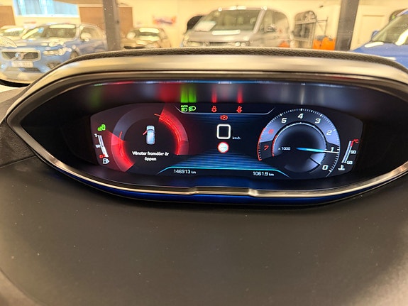 Peugeot 3008 10 of 15
