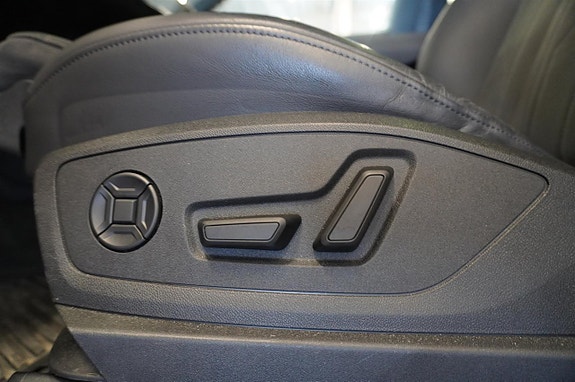 Audi Q8 e-tron 9 of 23