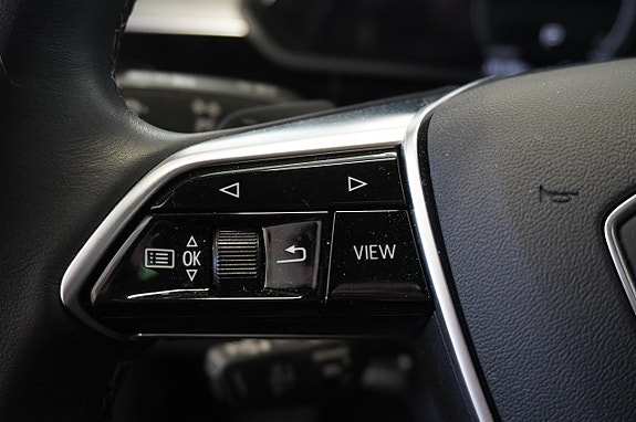 Audi Q8 e-tron 18 of 23