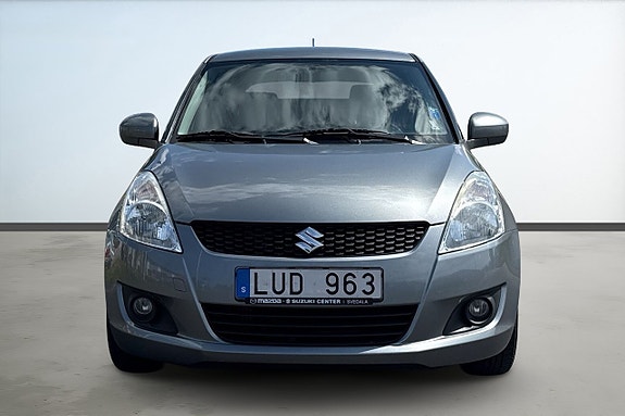 Suzuki Swift 8 of 24
