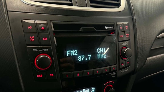 Suzuki Swift 14 of 24