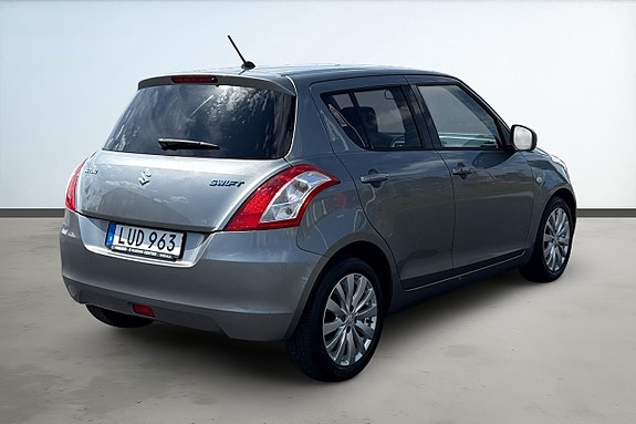 Suzuki Swift 5 of 24