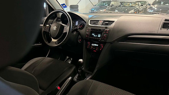 Suzuki Swift 15 of 24