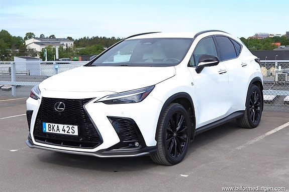 Lexus NX450h+