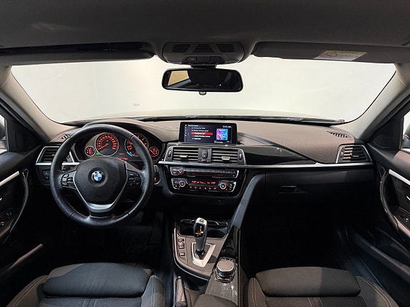 BMW 320d 10 of 15