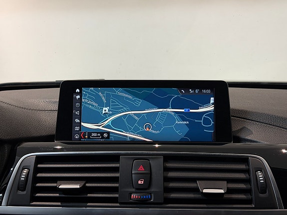 BMW 320d 12 of 15
