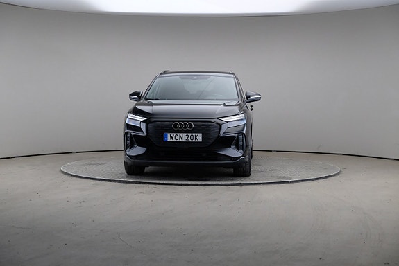 Audi Q4 e-tron 3 of 5