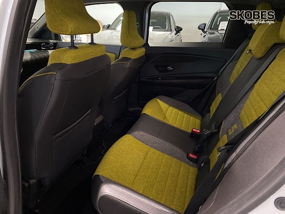 Renault 5 E-Tech 8 of 16
