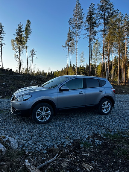 Nissan Qashqai 2 of 5