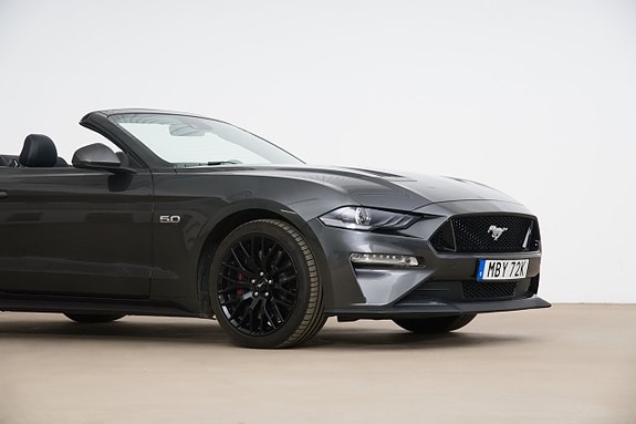 Ford Mustang 5 of 5