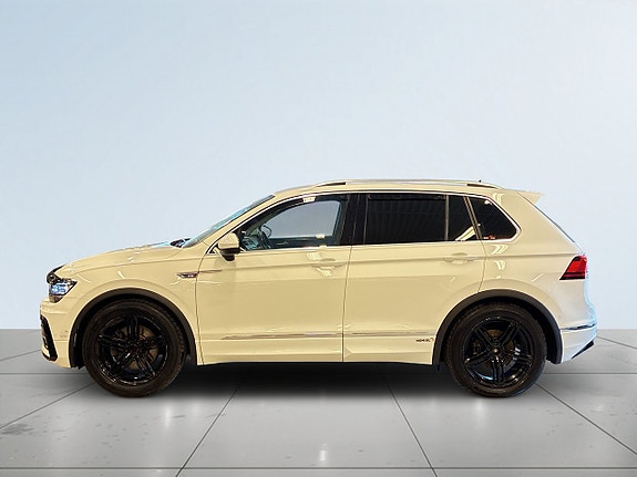 Volkswagen Tiguan 4 of 5