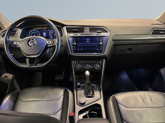 Volkswagen Tiguan 8 of 24