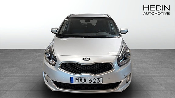 Kia Carens 8 of 8