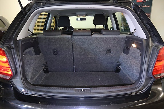 Volkswagen Polo 10 of 18