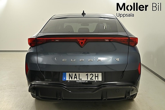 Cupra Tavascan 7 of 11