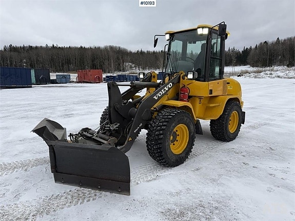 Hjullastare Volvo L30B (400,000:- ex moms)