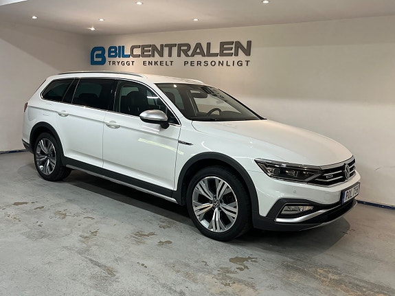 Volkswagen Passat Alltrack 4 of 5