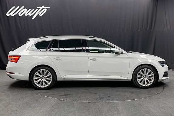 Skoda Superb 3 of 5