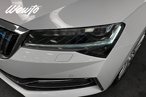 Skoda Superb 22 of 23