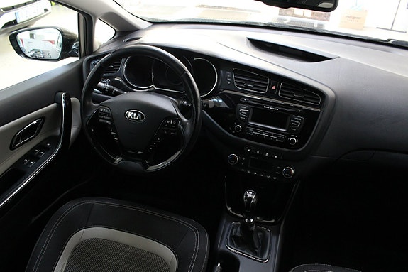Kia Ceed 11 of 19