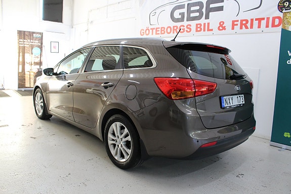 Kia Ceed 4 of 5