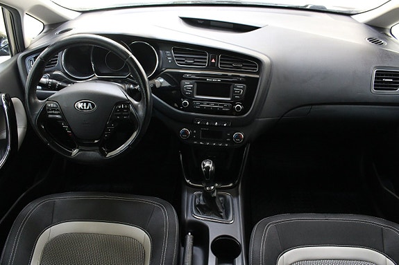 Kia Ceed 9 of 19