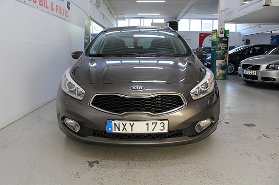 Kia Ceed 8 of 19