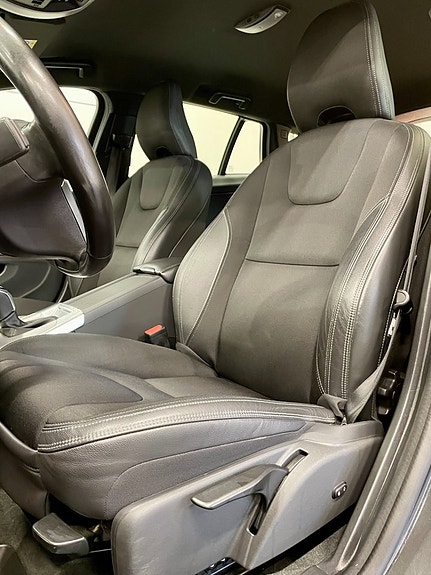 Volvo V60 19 of 24