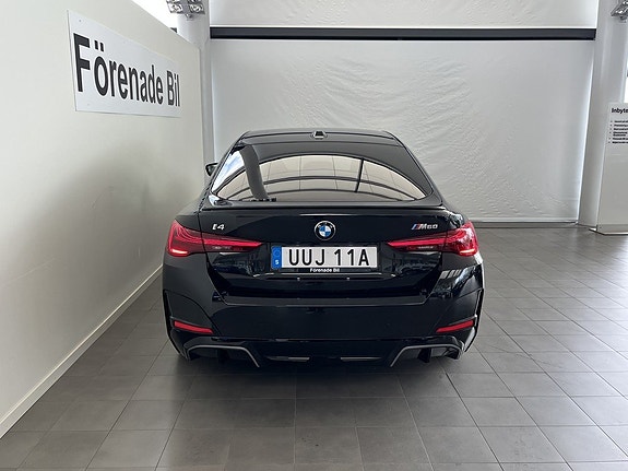 BMW i4 12 of 14