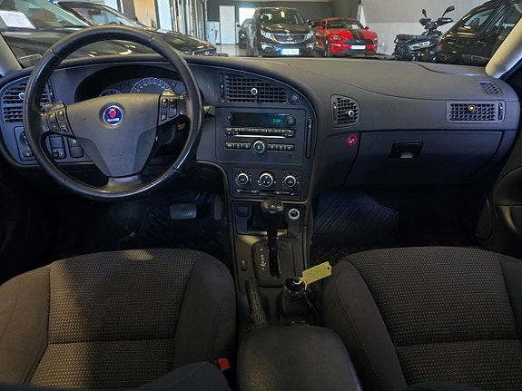 Saab 9-5 8 of 13