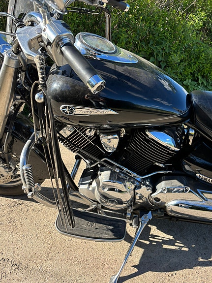 Yamaha Dragstar 1100a  xvs 2 of 3