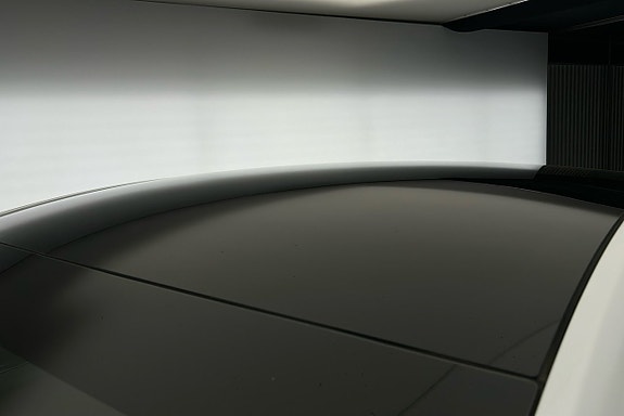 Tesla Model Y 19 of 26