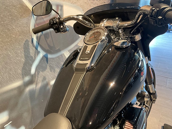 Harley-Davidson Sport Glide hemleverans ? 7 of 8